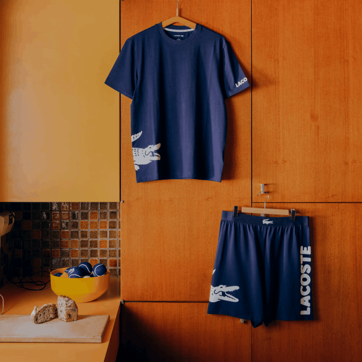 hombres Lacoste 6F24495 azul marino blanco 525 playera con estampado en contraste