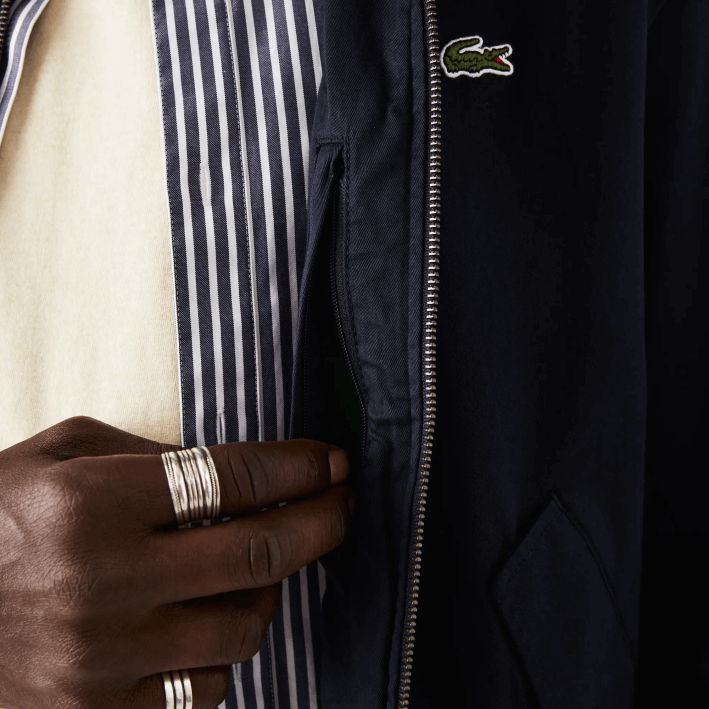 hombres Lacoste 6F24407 azul marino 166 chaqueta corta de gabardina de algodón orgánico con cremallera