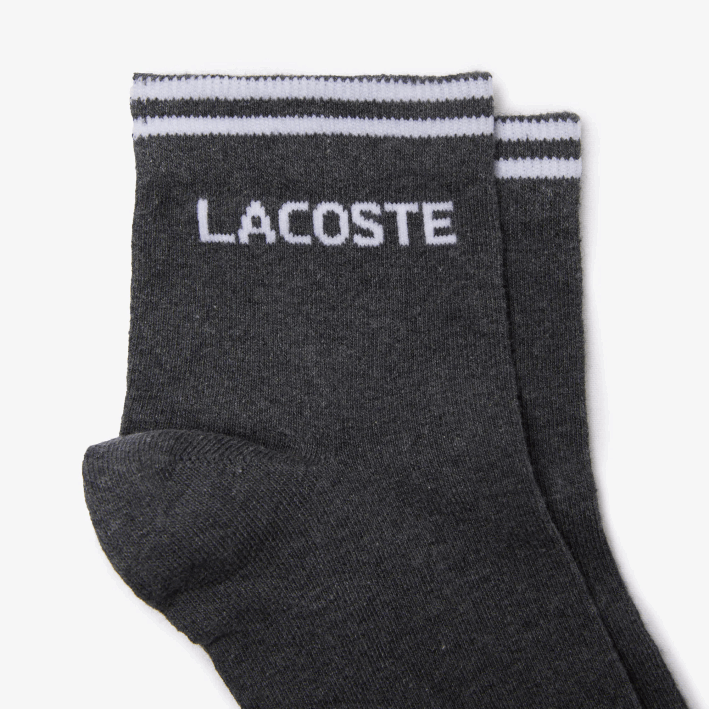 hombres Lacoste 6F241671 gris lomo blanco nkj Pack de dos pares de calcetines sport escotados de algodón