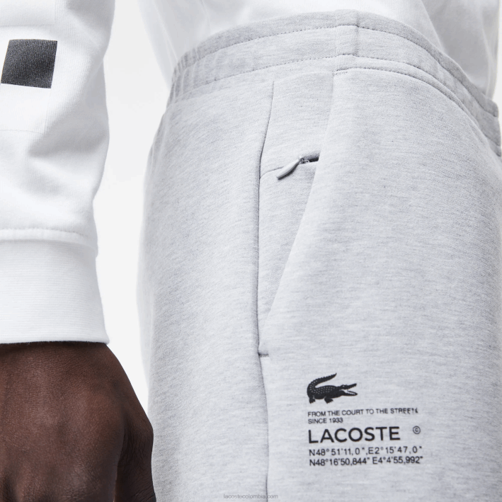 hombres Lacoste 6F241355 lomo gris cca shorts con estampado reflectante