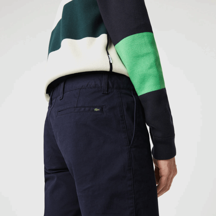 hombres Lacoste 6F24554 azul marino 166 shorts slim fit de gabardina elástica
