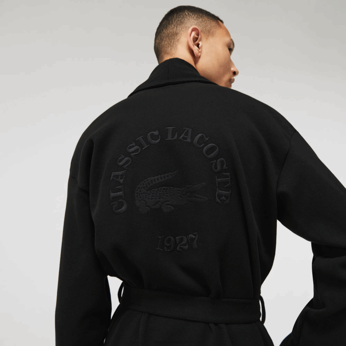 hombres Lacoste 6F241525 negro 031 albornoz largo de punto de algodón texturizado de ajuste holgado