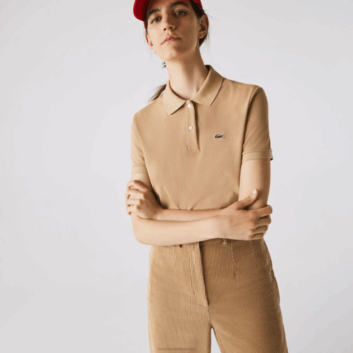 mujer Lacoste 6F242493 beige 02s Polo de petit piqué de algodón suave de corte regular mujer Lacoste 6F242493 beige 02s Polo de petit piqué de algodón suave de corte regular