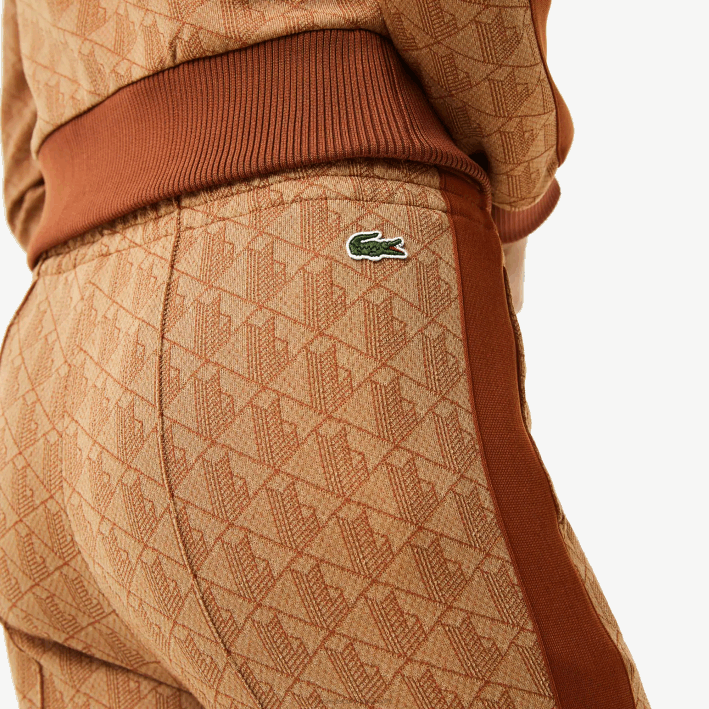 mujer Lacoste 6F242536 marrón beige zwm pantalones de chándal con monograma estampado