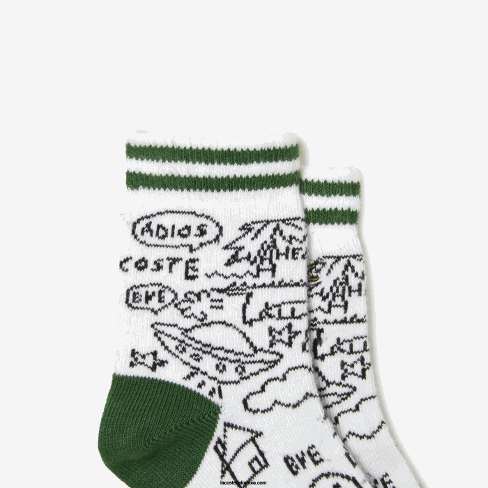 niños Lacoste 6F242979 carretera blanca verde azul marino pack de tres pares de calcetines con estampado de cocodrilo